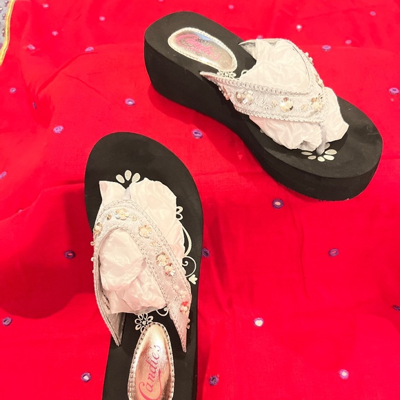 candies flip flops wedge